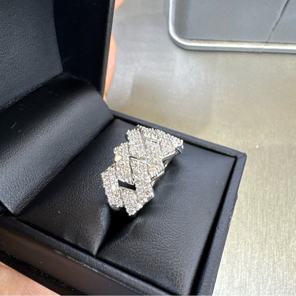 14k White Gold 2 Ctw Diamond Cuban link Ring - Picture 3 of 6